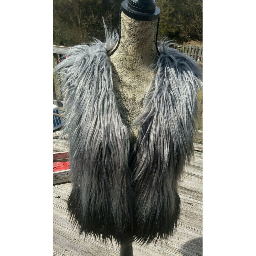 Justice Gray Black Ombre  Fur Vest 16/18